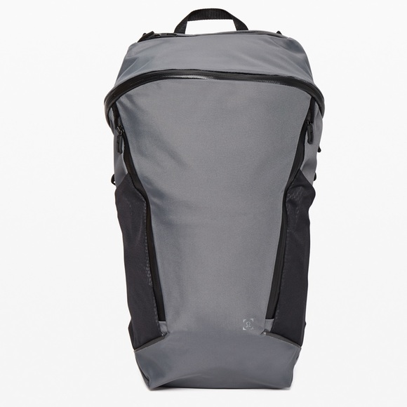lululemon backpack canada